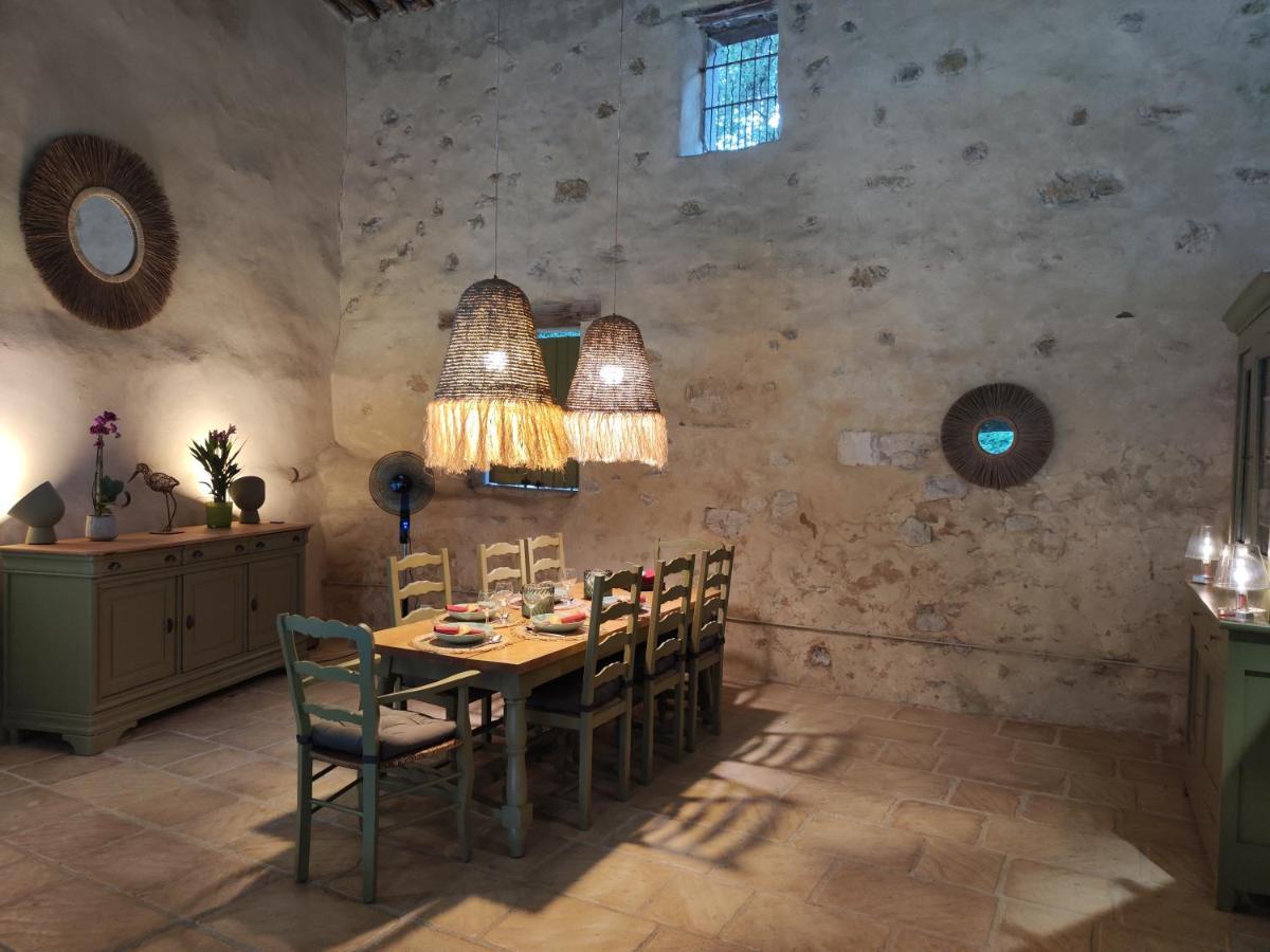 La Bastide Du Chateau Montfaucon (Gard)